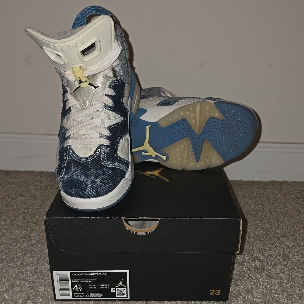 🎨 Kids Air Jordan Retro 6 – White/Dutch Blue/Citron Tint – Size 4.5Y – WORN ONC